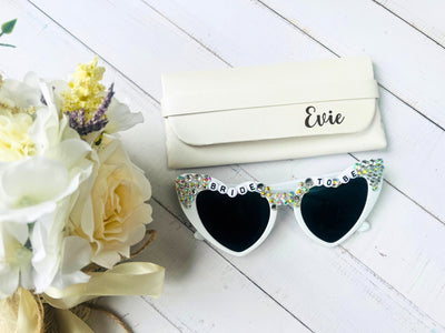 Personalised Bride To Be Sunglasses, Pearl Heart Sunglasses, Bride Gift, Personalised Sunglasses Case, Bridal Shower Bachelorette Sunglasses