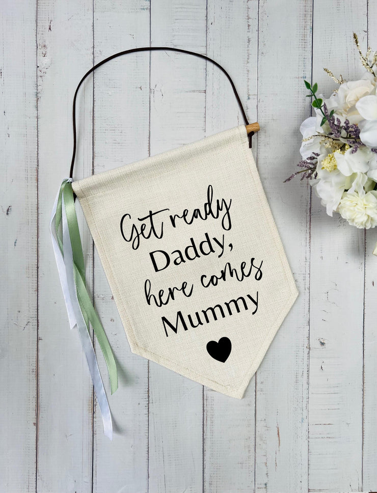 Personalised Wedding Sign, Page Boy Board, Flower Girl Sign, Wedding Aisle Sign, Here comes the Bride, Linen Sign, Daddy here comes Mummy