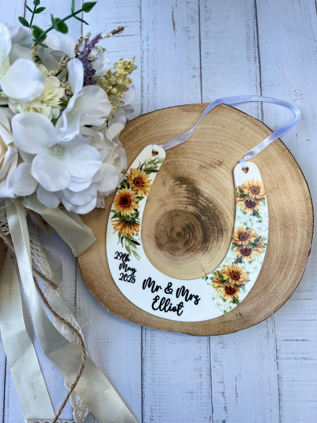 Personalised Lucky Horseshoe Wedding Gift, Sunflower Wedding Decor, Just Married Gift, Wedding Keepsake, Custom Wedding Gift, Good Luck Gift