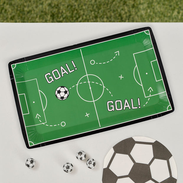 8 Football Pitch Party Plates